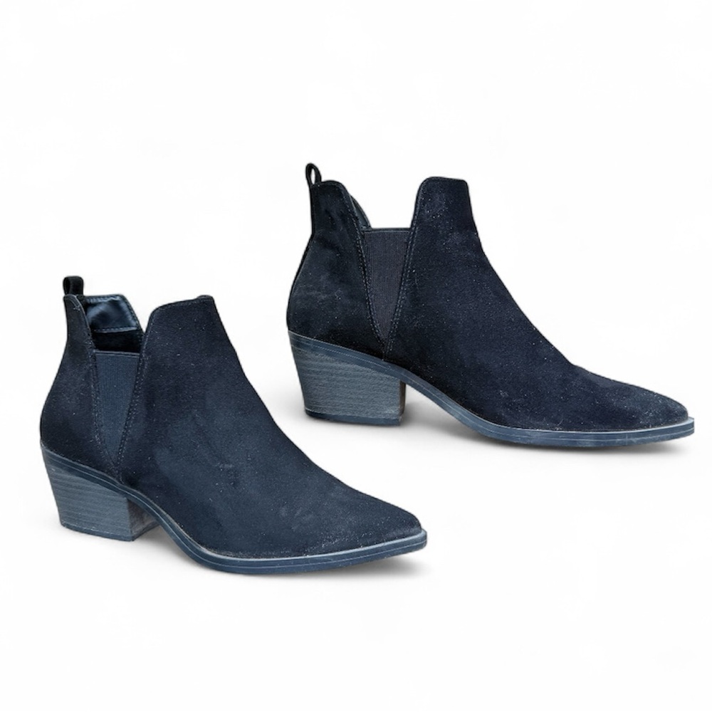 Universal Thread Black Ankle Boots 7